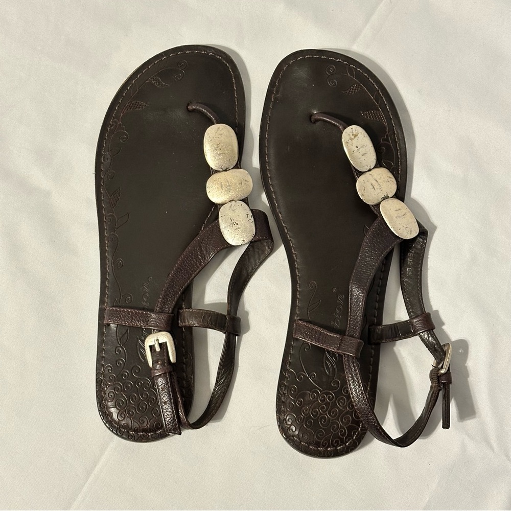 Brighton sandals brown leather with silver embellishments size 8